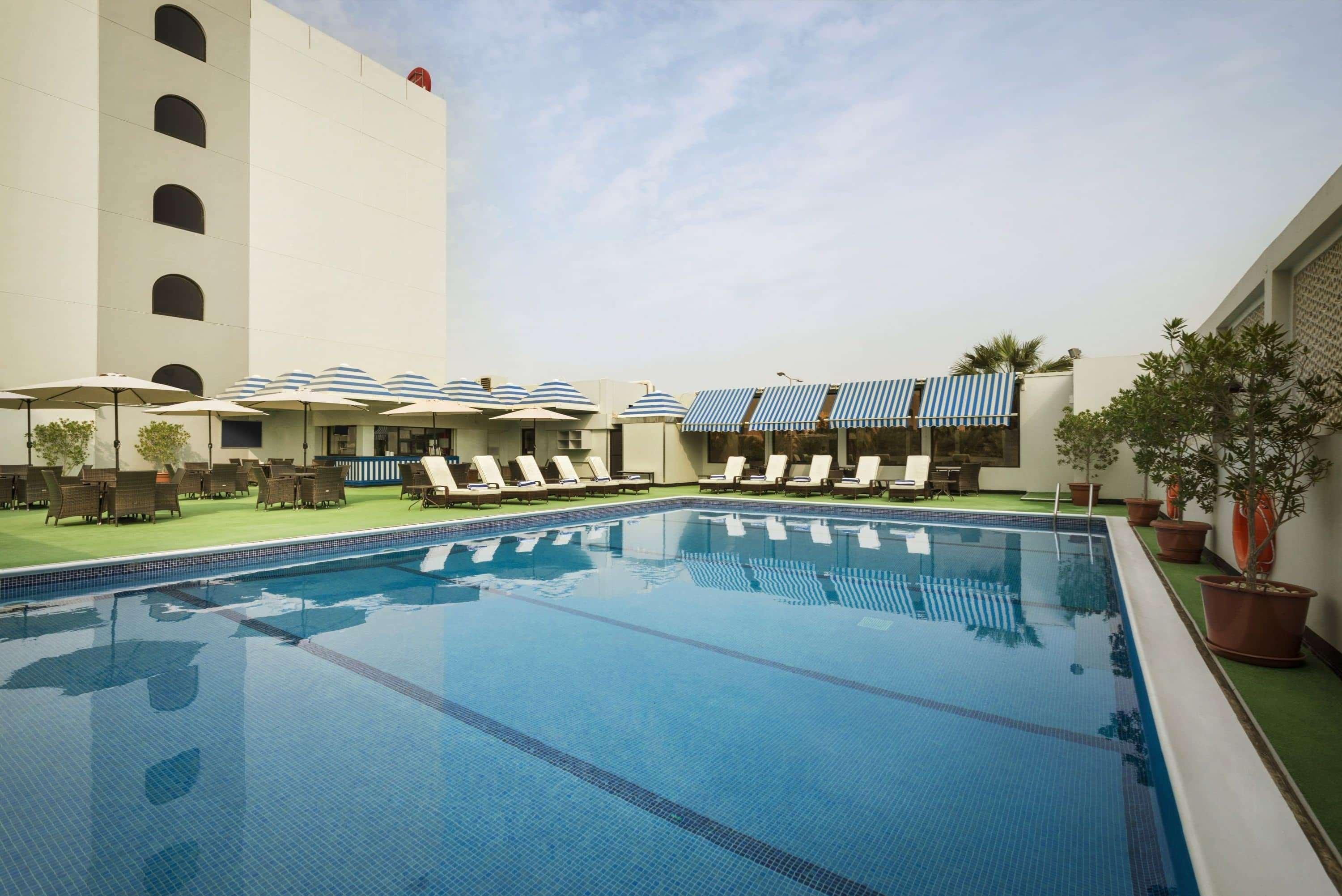 Ramada By Wyndham Bahrain Hotell Manama Eksteriør bilde