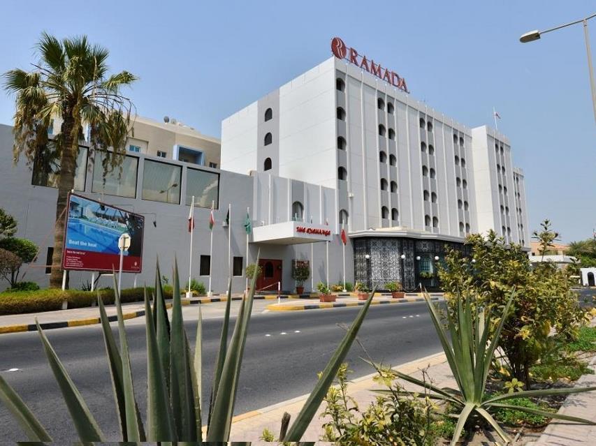 Ramada By Wyndham Bahrain Hotell Manama Eksteriør bilde