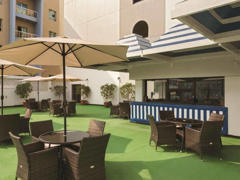 Ramada By Wyndham Bahrain Hotell Manama Eksteriør bilde