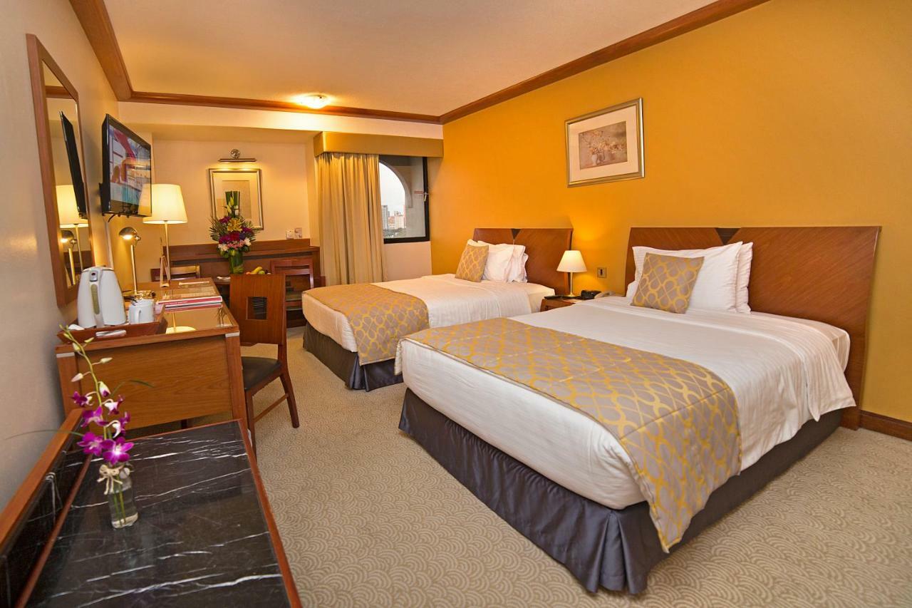 Ramada By Wyndham Bahrain Hotell Manama Eksteriør bilde