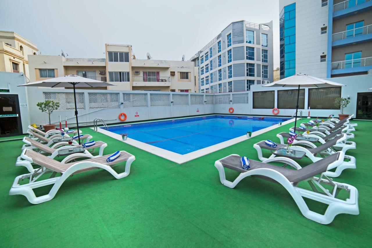 Ramada By Wyndham Bahrain Hotell Manama Eksteriør bilde