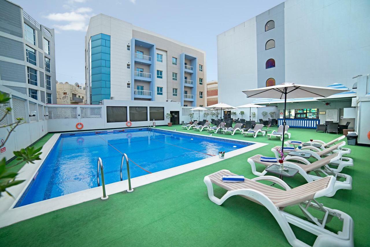 Ramada By Wyndham Bahrain Hotell Manama Eksteriør bilde